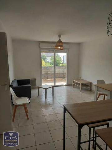 Appartement à louer 2 pièces 43.28m² Hénin-Beaumont (62110)