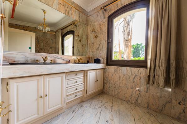 Villa de 296 m² à Mandelieu La Napoule