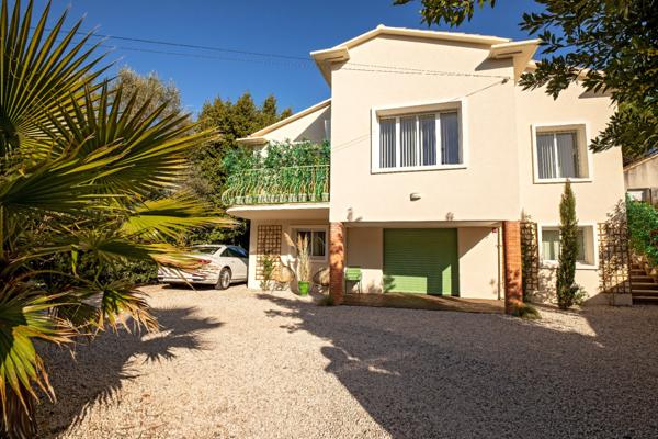 Vente Maison rénové de 158m² avec T3 et T4 Plan des quatre seigneurs 34000