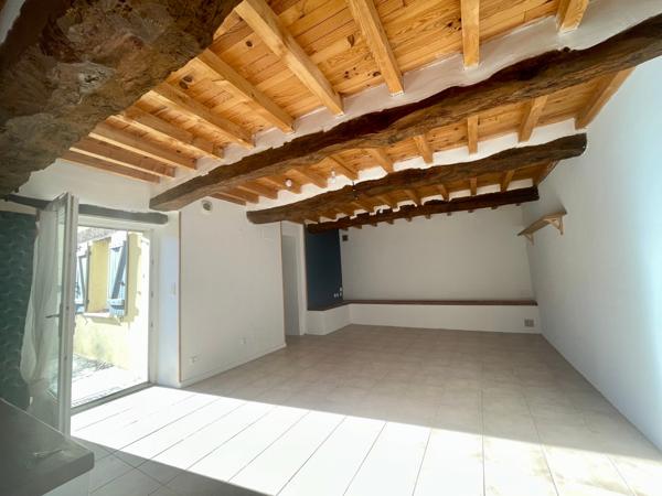 Exclusivité : Maison de ville de type T4 avec cour intérieure