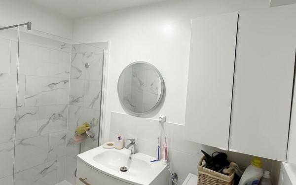 Appartement à vendre    4 pièces • 79,85 m2 Saint-Raphaël