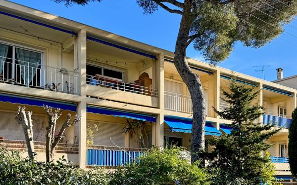 Appartement à vendre    4 pièces • 79,85 m2 Saint-Raphaël