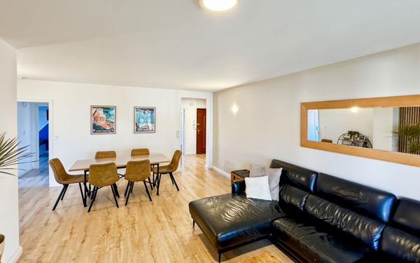 Appartement à vendre    4 pièces • 79,85 m2 Saint-Raphaël