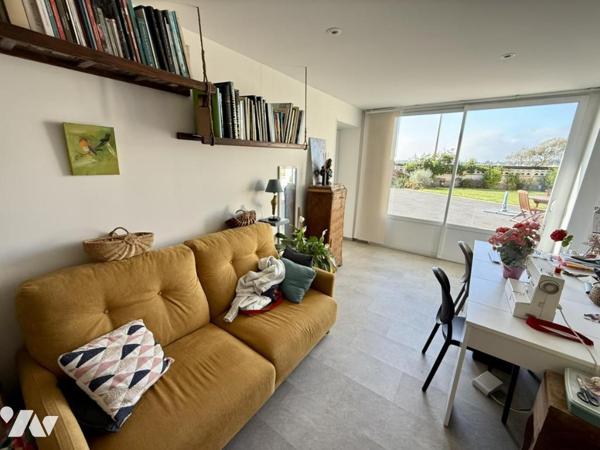 Maison de plain-pied dans le bourg de Portbail