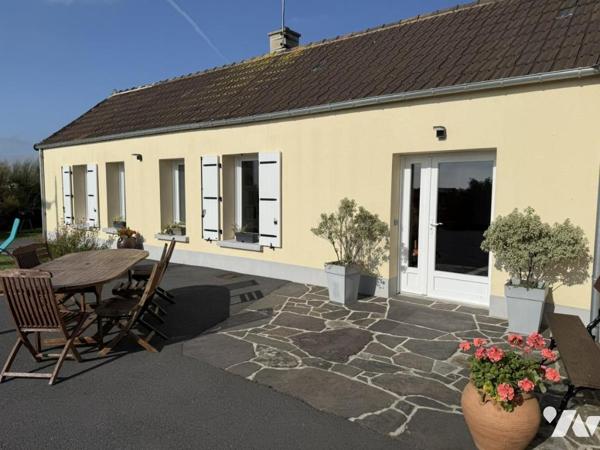 Maison de plain-pied dans le bourg de Portbail