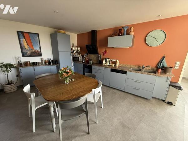 Maison de plain-pied dans le bourg de Portbail