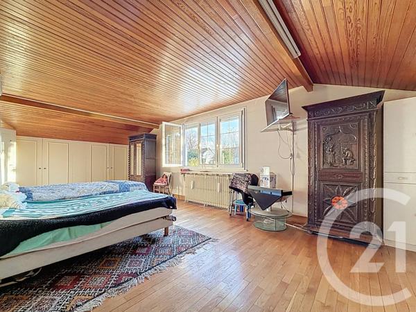 Maison à vendre  8 pièces - 228,33 m2 MONTFERMEIL - 93