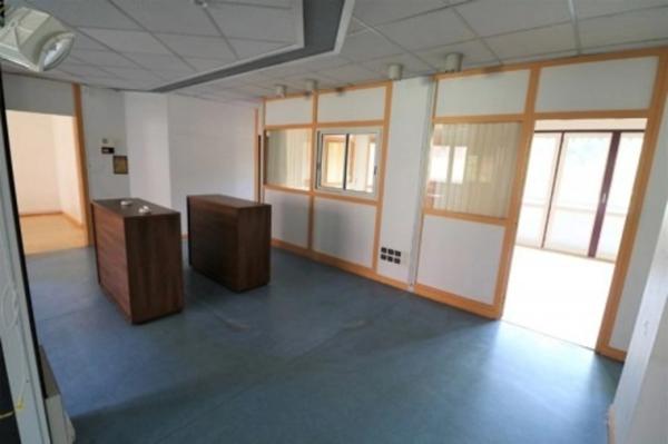 Immeuble à louer proche de SAINT JEAN D'ARDIERES (69) Immeuble à destination d'un opérateur privé ou d'un bailleur social