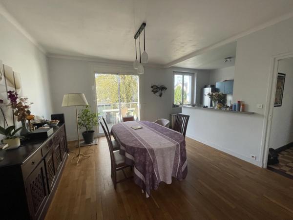 Saumur Proche gare, Université et centre Saumur Maison de Famille de 7 chambres proche Commerces