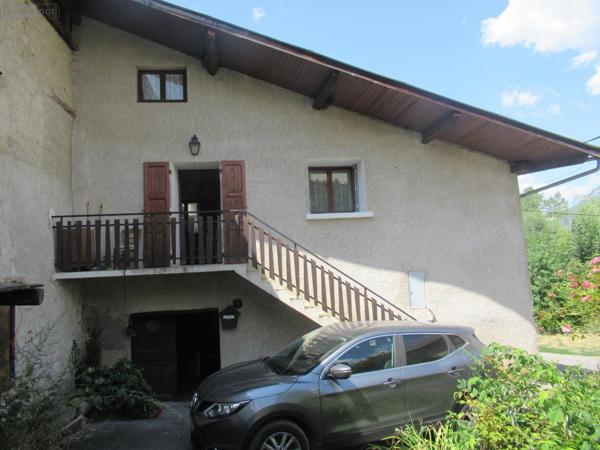 Maison à vendre à Champcella dans lesHautes-Alpes (05310), ref : 118289   
La Freyrie