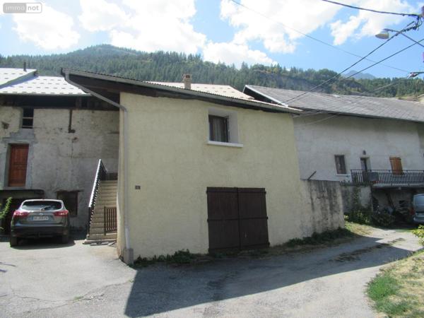 Maison à vendre à Champcella dans lesHautes-Alpes (05310), ref : 118289   
La Freyrie