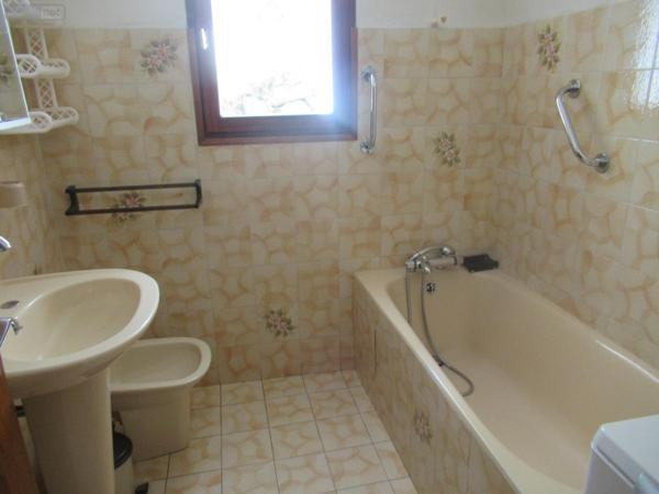 Maison à vendre à Champcella dans lesHautes-Alpes (05310), ref : 118289   
La Freyrie