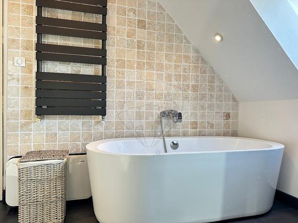 Maison 2 chambre(s) à vendre - Saint-Parize-le-Châtel, Nièvre - 58