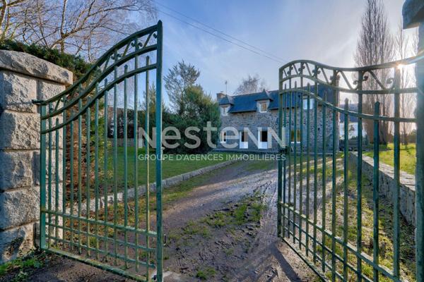 Charmante maison en pierre avec beau terrain à La Méaugon