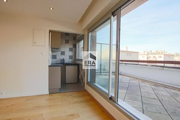 Métro Exelmans - Paris 16ème - Studio avec 20m2 de terrasse !!!