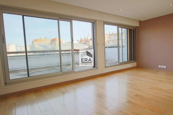 Métro Exelmans - Paris 16ème - Studio avec 20m2 de terrasse !!!