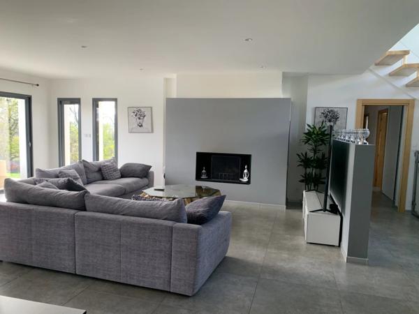 Immobilier Rontignon (64110) – Maison 210m2 – 756 000 €