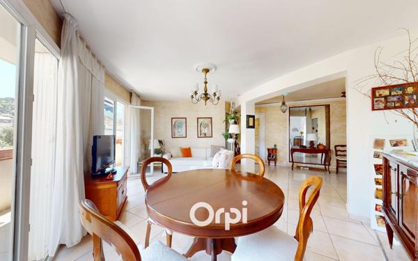 Appartement à vendre    2 pièces • 61 m2 Hyères