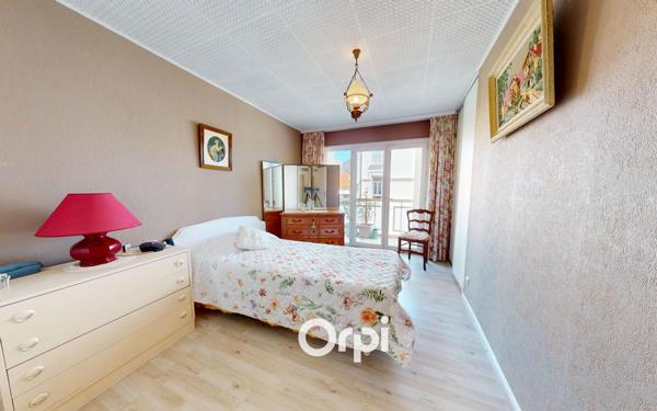 Appartement à vendre    2 pièces • 61 m2 Hyères