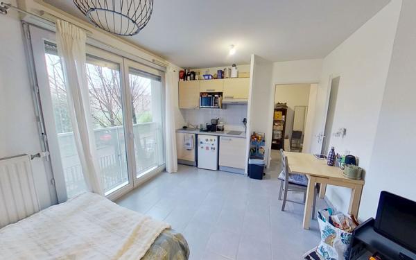 Appartement à louer    1 pièce •  Lyon 7