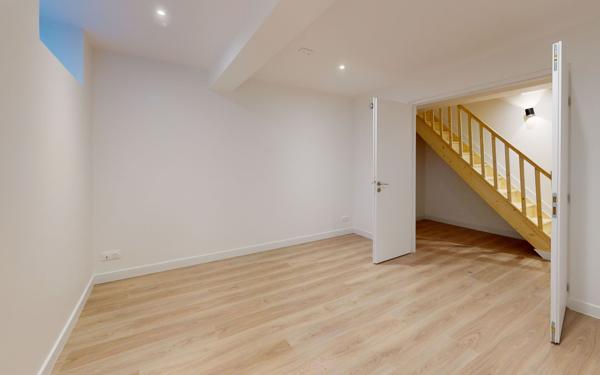 Maison à vendre    6 pièces •  Talence