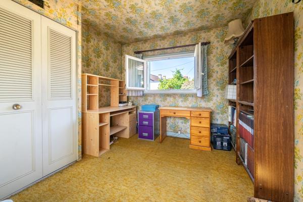 Maison 4 chambres avec combles aménagés et fort potentiel