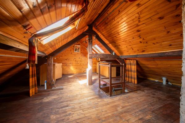 Maison 4 chambres avec combles aménagés et fort potentiel