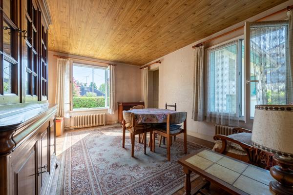 Maison 4 chambres avec combles aménagés et fort potentiel