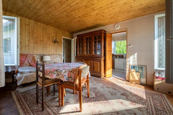 Maison 4 chambres avec combles aménagés et fort potentiel