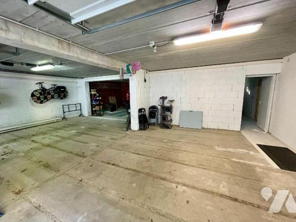 PAVILLON AVEC CONFORT DU PLAIN-PIED ET SOUS-SOL COMPLET AU CALME.
A VENDRE, à 10 min de Rethel...