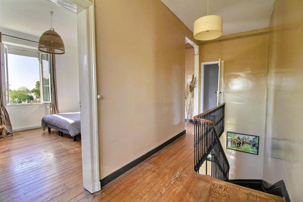 Maison familiale en pierre de 211 M² avec cachet et potentiel