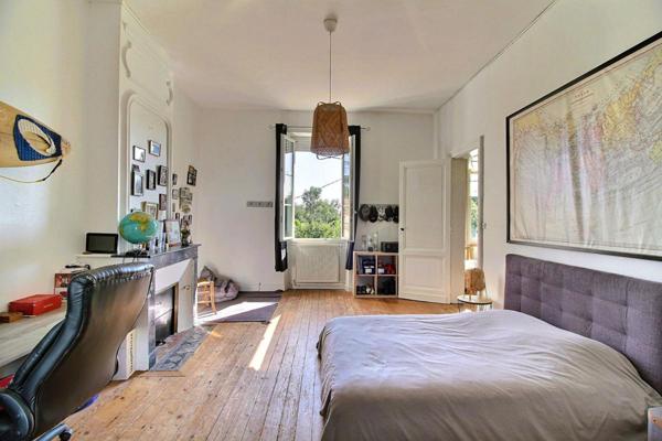 Maison familiale en pierre de 211 M² avec cachet et potentiel