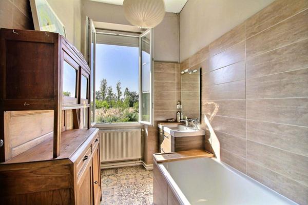 Maison familiale en pierre de 211 M² avec cachet et potentiel