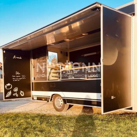 Food Truck & 2 Distributeurs de Pizzas