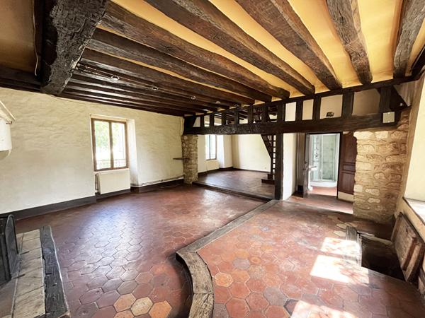 Ensemble immobilier de deux logements proche DOURDAN