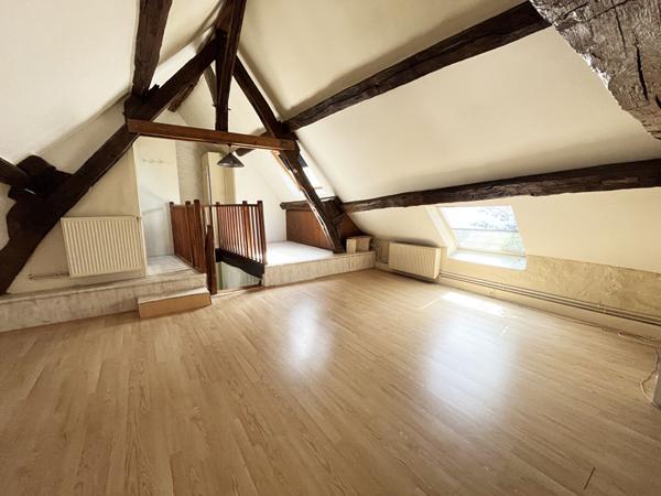 Ensemble immobilier de deux logements proche DOURDAN