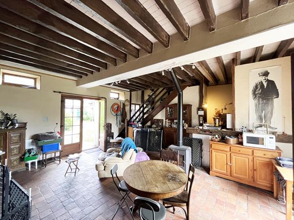 Ensemble immobilier de deux logements proche DOURDAN