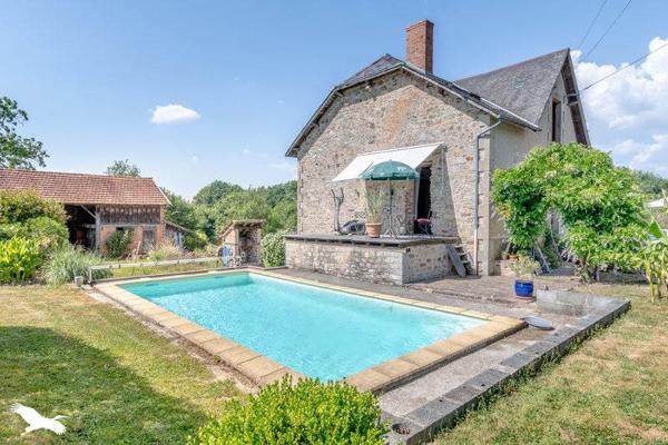 Maison à vendre 237 000 € La Meyze 6 p 133 m² DPE E