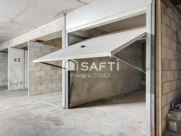 Grasse Gare SCNCF : Garage fermé en sous-sol