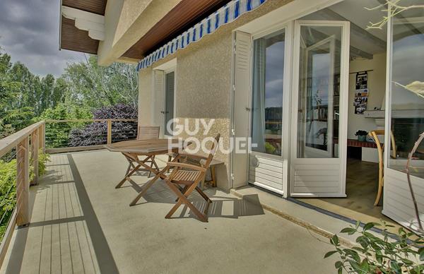 Maison à vendre à Ruy Montceau - 6 pièces, 4 chambres, 208 m²