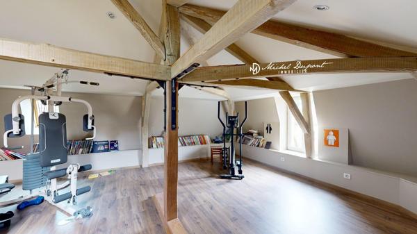 Restaurant avec appartements locatifs