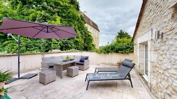 Restaurant avec appartements locatifs