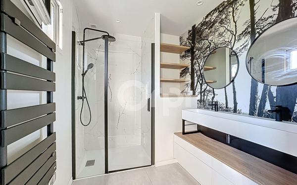 Maison à vendre    5 pièces •  Lannilis