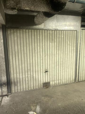 Parking / box 13 m2