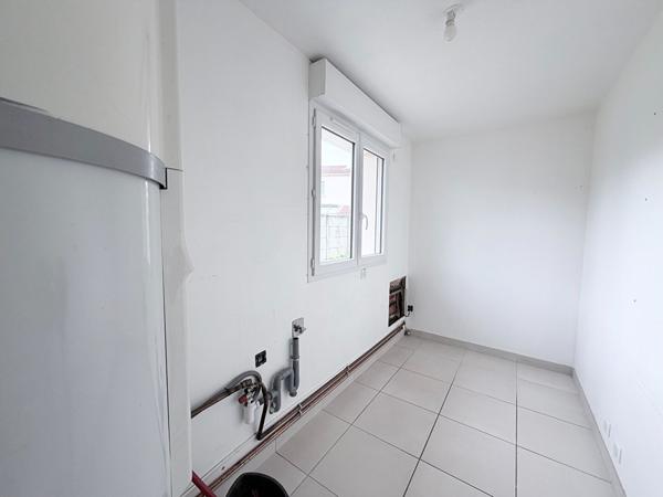 PESSAC - ALOUETTE - Maison individuelle - 4 pièces - Plain pied - Garage - Dépendance Chalet aménagé 57m2