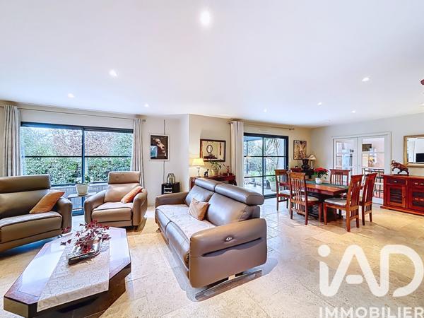 Maison à vendre 6 pièces 185 m² Saint-Nolff