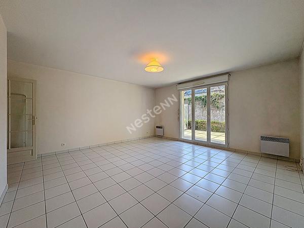 Appartement T3 - Centre-ville de Tours - Calme, terrasse Ouest et parking à deux pas des Halles