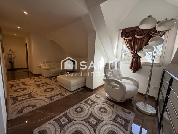 Belle maison lumineuse aux grands volumes !