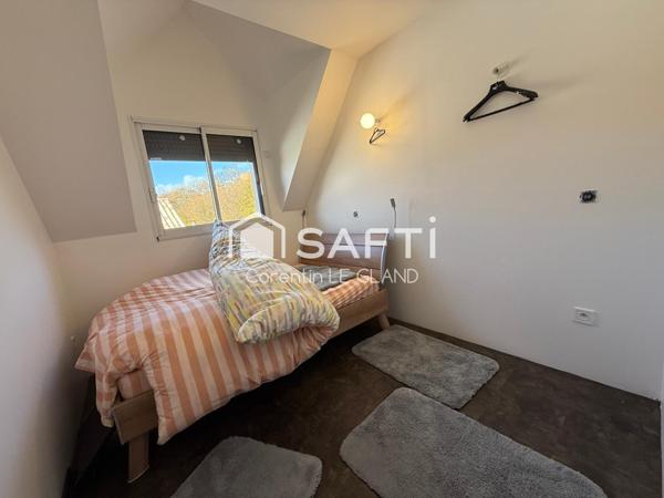 Belle maison lumineuse aux grands volumes !