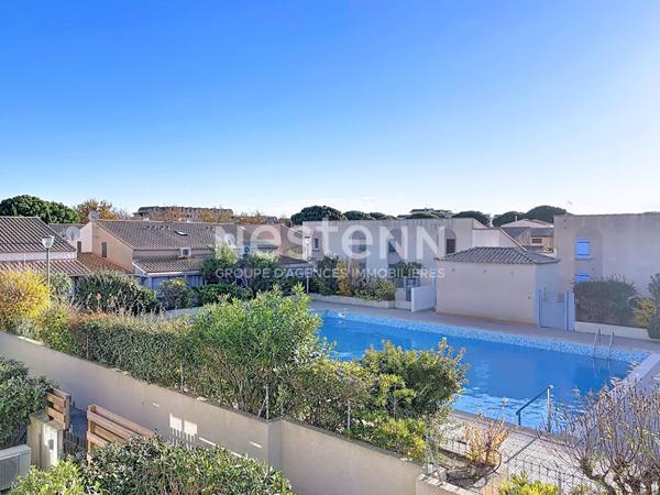 Charmant Duplex meublé 3 pièces de 37.6 m2 avec piscine & place de parking privative en option à Gruissan